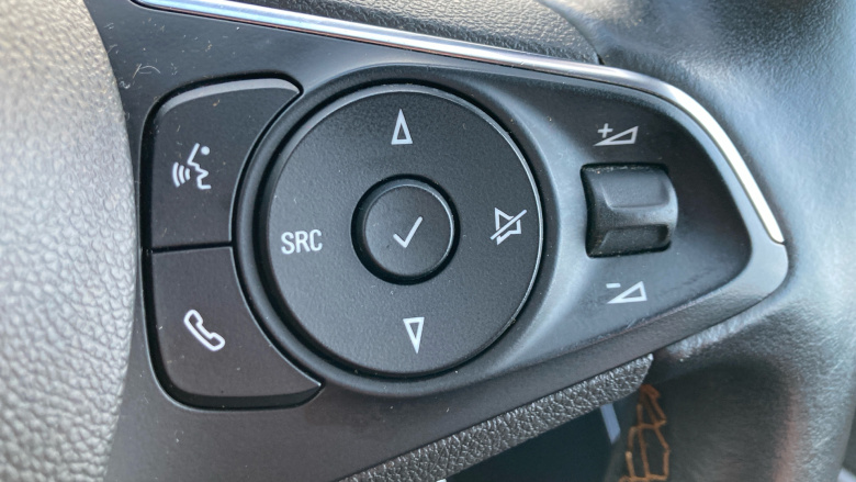 Vauxhall Crossland X 1.2 Tech Line Nav 5dr Petrol Hatchback